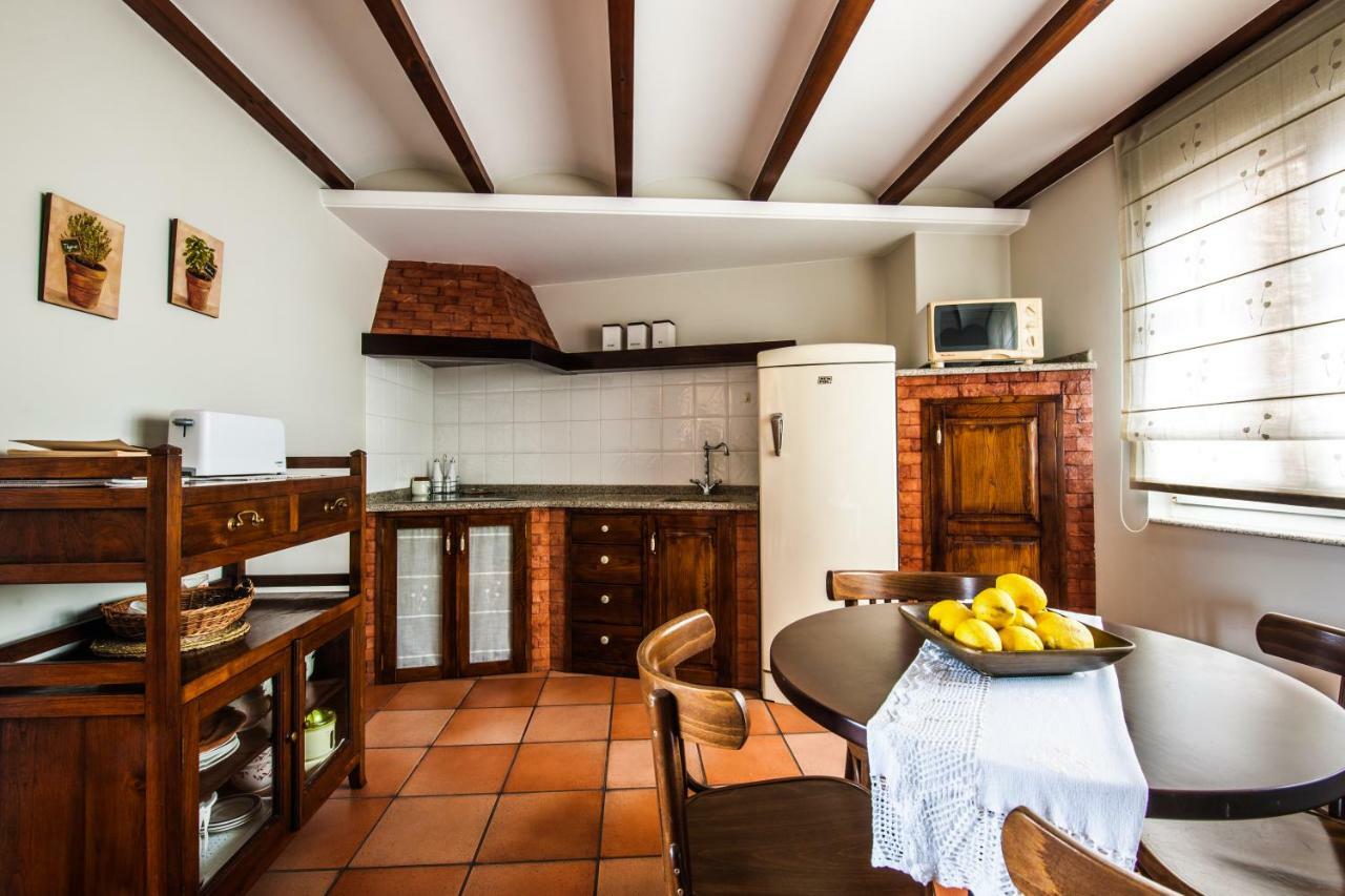 Casas Pereira Bed & Breakfast Canduas ภายนอก รูปภาพ