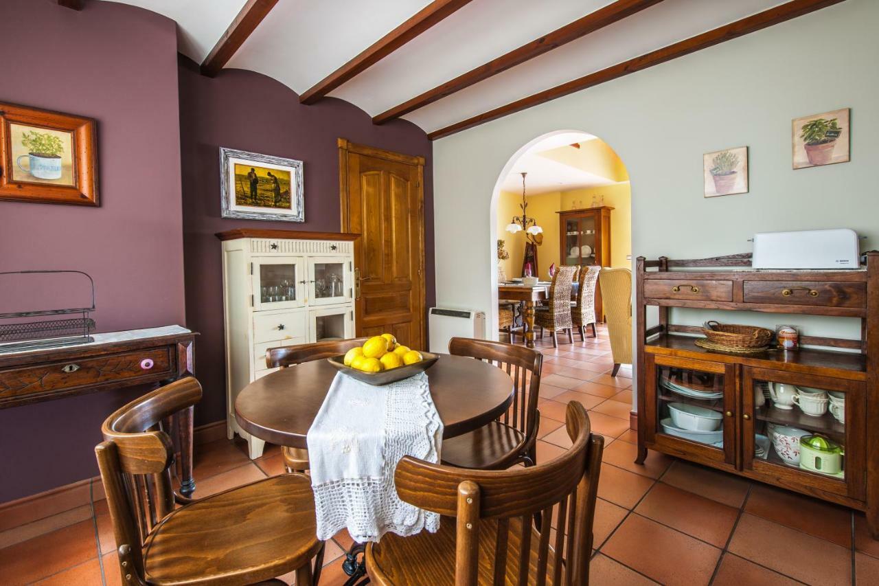 Casas Pereira Bed & Breakfast Canduas ภายนอก รูปภาพ